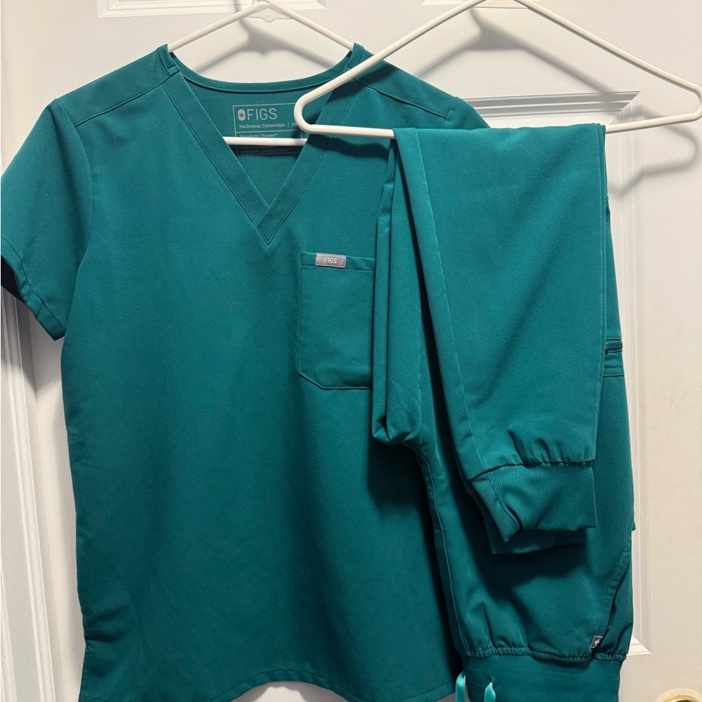 Figs Womens Hunter Green Scrubs: Size X-Small